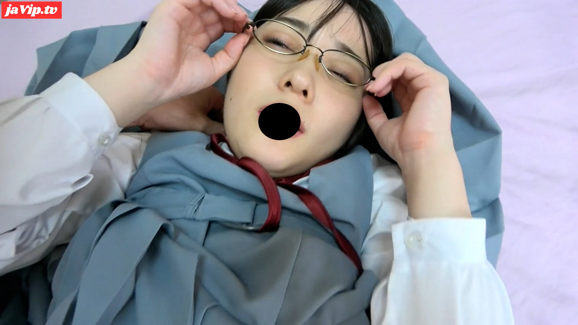 fc2ppv-4933348 - 【数量限定】18歳巨乳メガネっ*が制服好きのおじさんにいっぱいいたずらされて、潮が出るくらい限界までイカされます。 - FC2PPV動画をオンラインで視聴 - jaVip