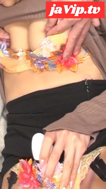 fc2ppv-4708331 - 【限定・顔出し】最高SS級ビジュのモデル体型アパレル美女に懇願して冴えない素人童貞の筆おろししてもらう極エロセックス - FC2PPV動画をオンラインで視聴 - jaVip