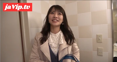 fc2ppv-4961043 - 東京美女　売れっ子キャバ嬢が恥ずかしそうにち◯こを欲しがるSEX動画
