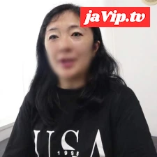fc2ppv-4977983 - 【中出し】吸い付きたくなる豆粒乳首が素晴らしい美乳！ぽっちゃりボディを持つ42歳熟女◆生チ○ポに激しく突かれて大絶頂イキ！膣内射精！