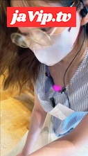 fc2ppv-4713723 - 【働く女性の胸ちらver.1】 ~雑貨屋で働く丸メガネ美女の胸ちら〜