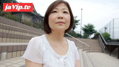 fc2ppv-4990473 - A200F10 バツイチで自由気ままに人生を謳歌している素人熟女。「人生楽しみたい！」と初撮り中出しセックスで魅せるエロ過ぎ映像！