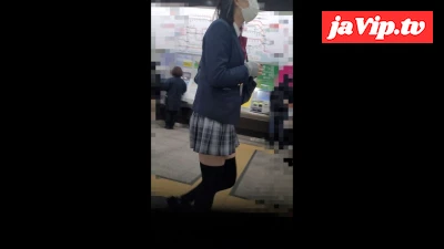 fc2ppv-4720495 - [乗車記録140]「ｵﾘﾏｽ…」「ﾀｽｹｯ…」絶対このタゲは逃さない。久々の最上級。感度のいい地下アイドル風巨乳ニーハイソックス…