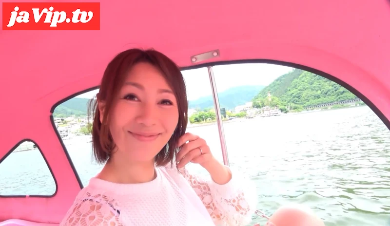 fc2ppv-4719323 - 淫奔旅情。中出し溢れる人妻不倫旅行。禁断の関係の狭間で揺れる欲望。　その1 - FC2PPV動画をオンラインで視聴 - jaVip