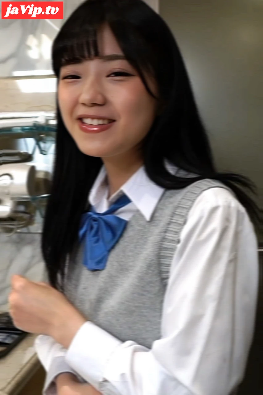 fc2ppv-4728871 - 史上最年少18歳の制服を脱がしたら貧乳ちっぱいの可愛い体がお出迎え。最近初潮を迎えたばかりの小さな体に収まり切れ無いほどに生ハメ大量射精。※初回購入限定zipレビュー特典付き - FC2PPV動画をオンラインで視聴 - jaVip