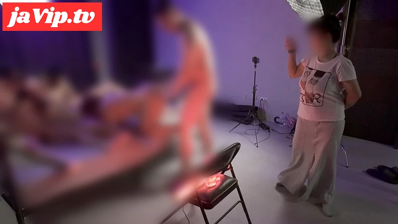 fc2ppv-4733629 - 【無修正】台湾女３人といきなり４Pセックス！AV撮影参観客のモモちゃん、裸で乱入！ - FC2PPV動画をオンラインで視聴 - jaVip