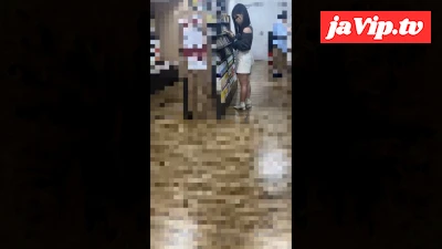 fc2ppv-4748932 - [乗車記録146]同じ女を2回、電車で性教育してやった...1日目の白いキュロットと、数日後の濡れたスカートの中。