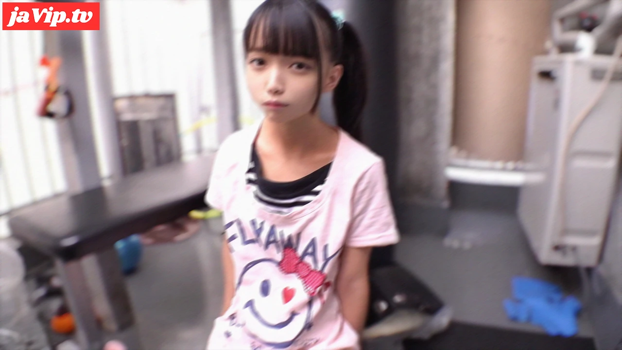 fc2ppv-4749246 - 団地の共用部にて撮影　日焼跡と腹筋くっきりの推定１３０cm前半に中出し撮影　※先着購入者限定原版配布 - FC2PPV動画をオンラインで視聴 - jaVip