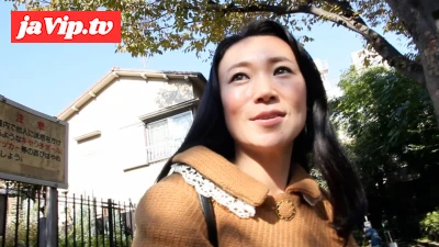 fc2ppv-4758269 - M983G02 *****雰囲気の黒髪美熟女が性欲に溺れて乱れイキ！Eカップを揺らす淫乱SEX！