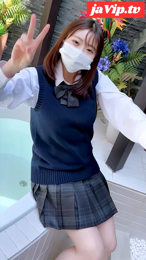 fc2ppv-4757072 - 【濡れ透け18歳】天然Hカップ3**が制服のまま野外入浴。絶頂潮吹き中出し性行為で精液尽きるまでハメまくる妊娠映像。※在庫限り - FC2PPV動画をオンラインで視聴 - jaVip