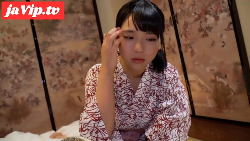 fc2ppv-4769429 - 【人妻 / 爆乳】喘ぎ声を我慢してヨガり狂う爆乳妻を旦那の横で打ち込んでやったっス！【5/10】 - FC2PPV動画をオンラインで視聴 - jaVip