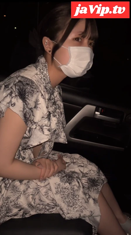 fc2ppv-4766668 - 【20歳コンカフェ嬢】コンカフェ嬢の送迎帰りに自宅前に駐車した車の中で笛 - FC2PPV動画をオンラインで視聴 - jaVip