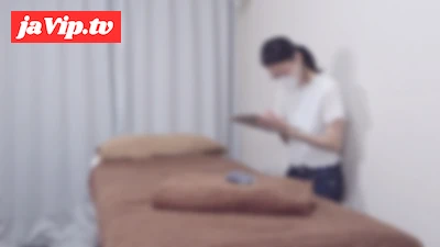 fc2ppv-4782497 - 10/26迄半額！【無/半ナマ】背が高く、少し地味めで真面目そうなOLさんが、休日に来店してくれました。初めてのオイルマッサージ体験のようです。