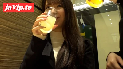 fc2ppv-4796703 - [個撮]⚠️ﾊﾞｽﾀﾅﾝﾊﾟ⚠️エロすぎる地方の人妻の真実の顔に驚きつつも勃起しまくり！Case.4