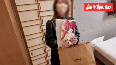 fc2ppv-4801144 - 【メンズエステ裏講習】【主観映像】彼氏にバレないようにNTR*作りセックス！サンタバニー美女がエロがっていたからデート前マンコに大量中出ししてあげたｗｗ【なな(22歳)  クリスマス特別編】