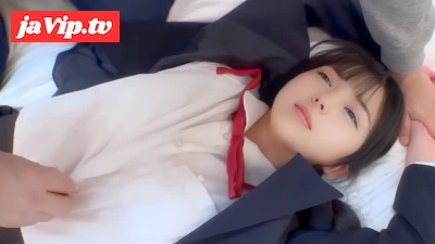 fc2ppv-4811694 - 【緊急】18歳 制服アイドル。人生初の挿入映像を少量販売【最高画質ノーカット送付中】