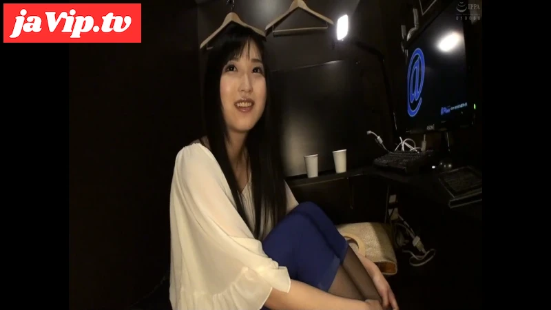 fc2ppv-4697134 - 【挿入しなければ浮気じゃない！】きもちいお口でぬぷぬぷフェラご奉仕＆黒ストッキング足コキ♡鬼シゴキで大量発射！　part4 - FC2PPV動画をオンラインで視聴 - jaVip