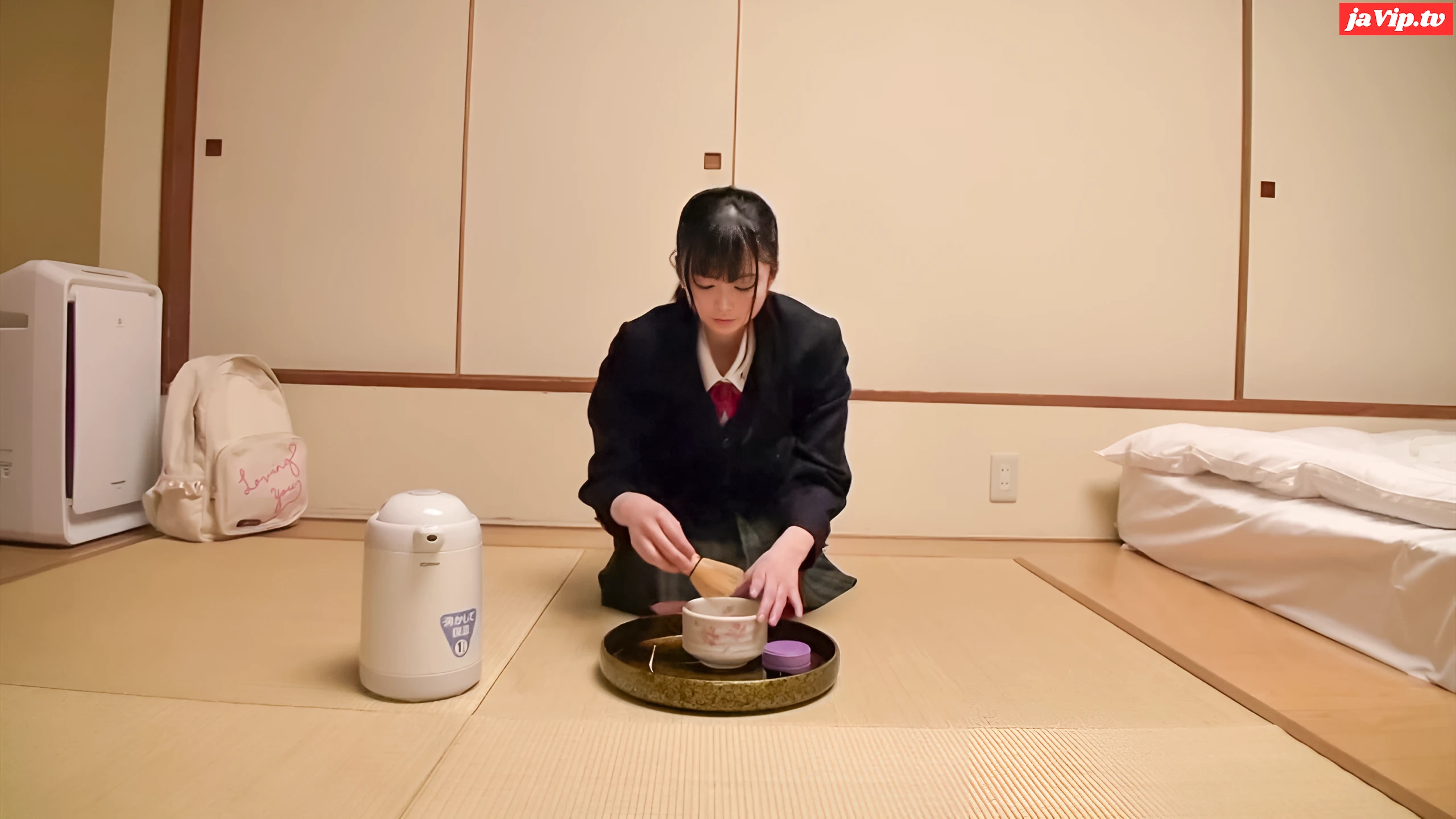 fc2ppv-4693835 - 【垢抜け前】茶道のお嬢様 品格のある１８歳の未通の膣に予定外の異物挿入　※少量限定※ - FC2PPV動画をオンラインで視聴 - jaVip