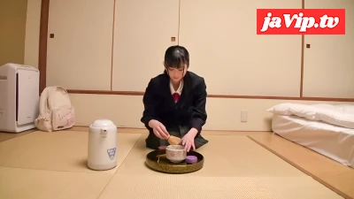 fc2ppv-4693835 - 【垢抜け前】茶道のお嬢様 品格のある１８歳の未通の膣に予定外の異物挿入　※少量限定※