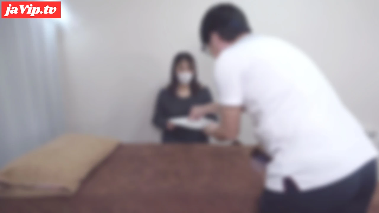 fc2ppv-4692457 - 【無/ハメ】２人のお〇さんがいらっしゃる、４０代半ばの主婦の女性がネット予約で来店してくれました。成熟した肉感的な奥様は育児等で、お疲れのようなので指圧、リンパマッサージでほ - FC2PPV動画をオンラインで視聴 - jaVip