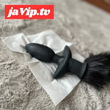 fc2ppv-4691458 - 自動尻尾振りプラグバイブ挿入しまま過ごすヒトイヌ　Automatic tail-swinging plug vibrator inserted and left alone